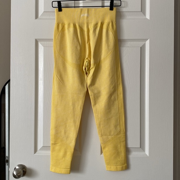 AYBL Workout Set - Picture 5 of 7